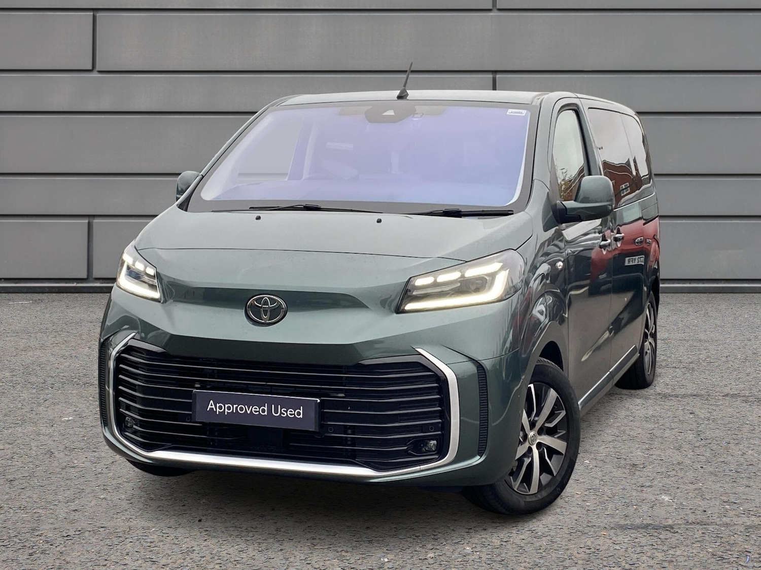 Used Toyota PROACE CITY Verso 2025 for sale - 76730654: Photo 3