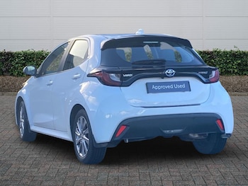 Used Toyota Yaris 2022 for sale - 76730625: Photo
