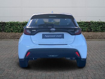 Used Toyota Yaris 2022 for sale - 76730625: Photo