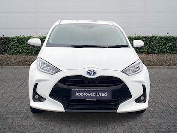 Used Toyota Yaris 2022 for sale - 76716836: Photo