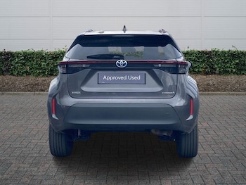 Used Toyota Yaris 2024 for sale - 79035085: Photo