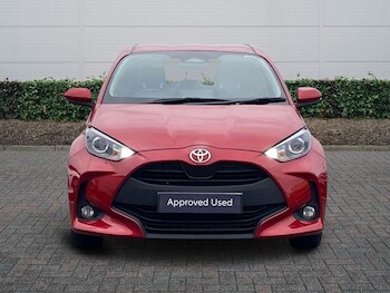Used Toyota Yaris 2024 for sale - 77840897: Photo