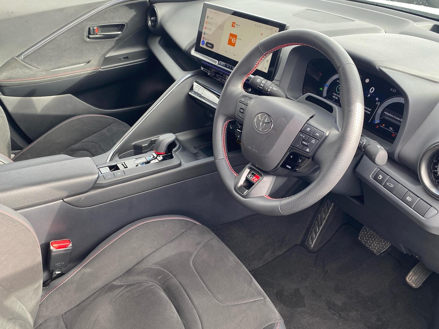 Used Toyota C-HR 2023 for sale - 76110661: Photo 11