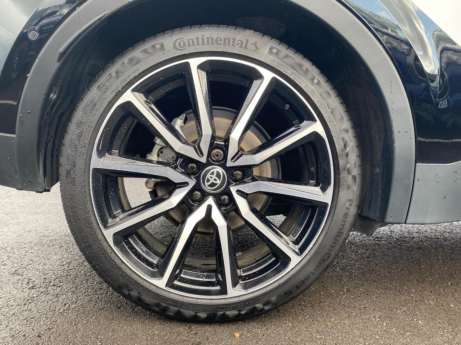 Used Toyota C-HR 2023 for sale - 76110661: Photo 18