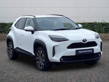 Used Toyota Yaris 2023 for sale - 77725125: Photo