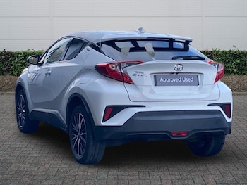 Used Toyota C-HR 2017 for sale - 78172175: Photo