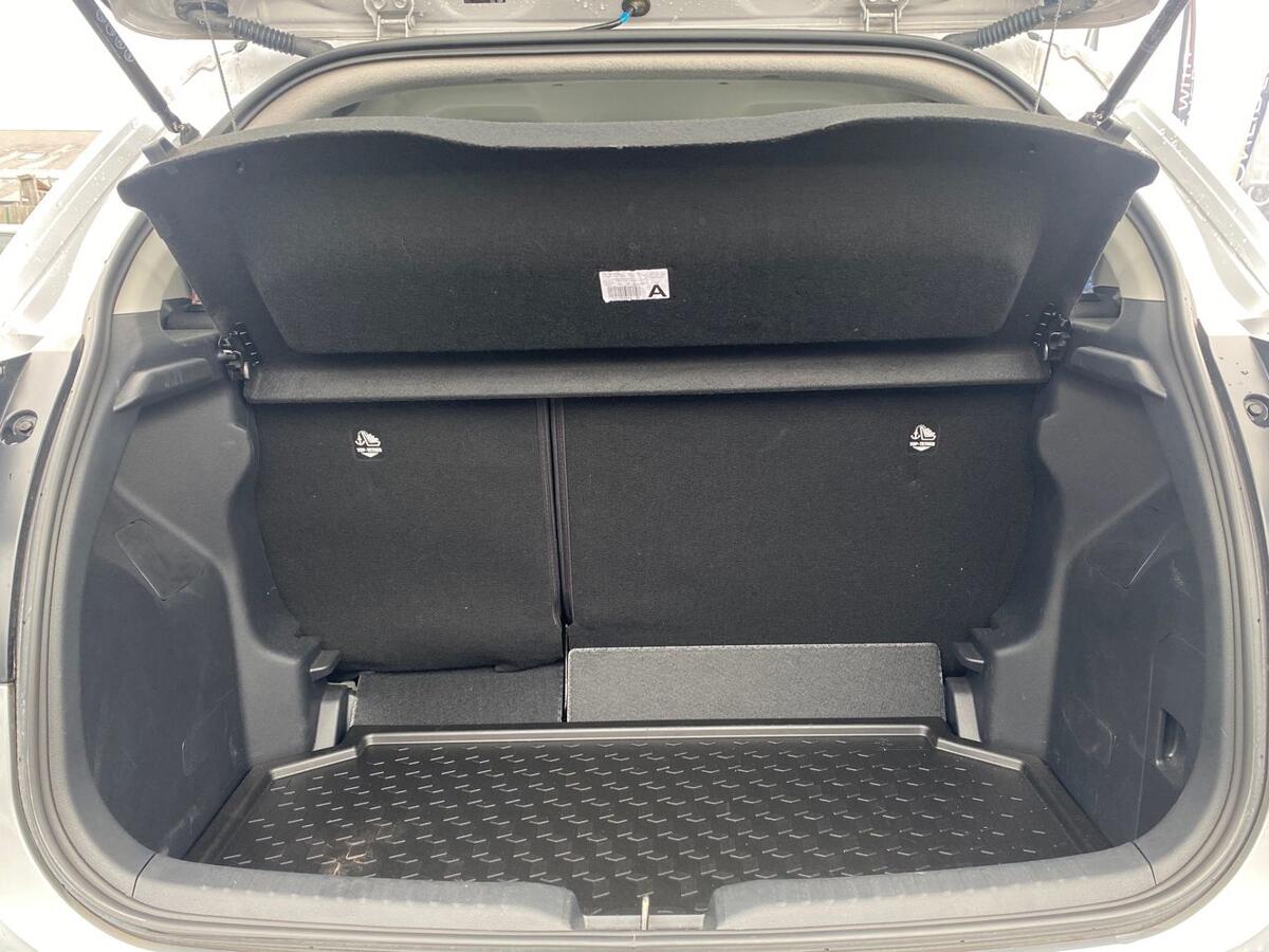 Used Toyota Yaris 2024 for sale - 78036220: Photo 10