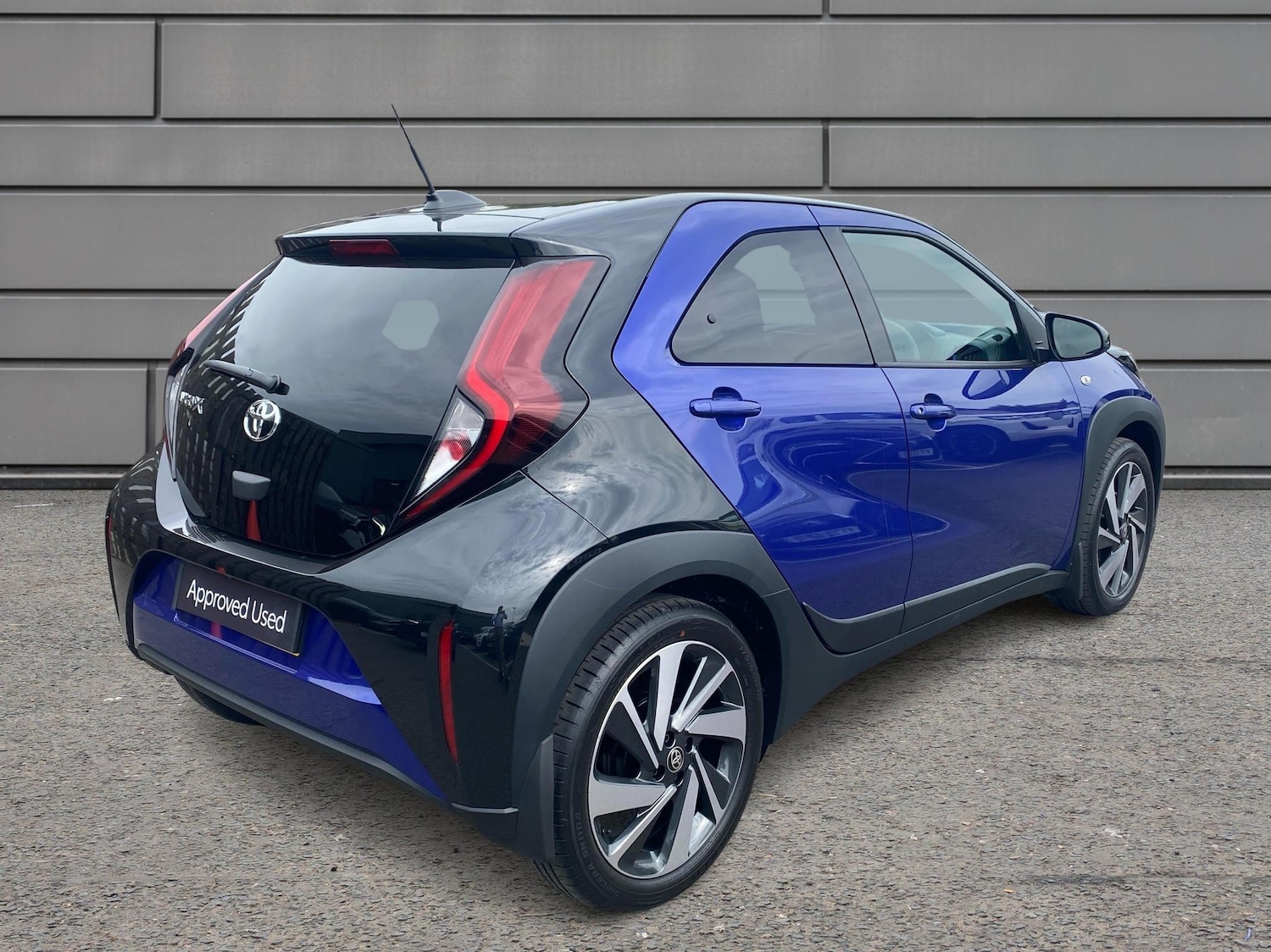 Used Toyota Aygo X 2025 for sale - 76202329: Photo 2