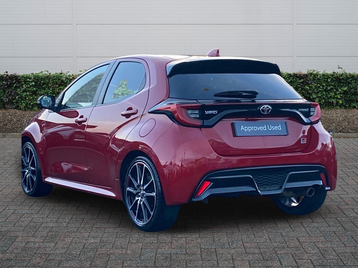 Used Toyota Yaris 2023 for sale - 77124676: Photo 2