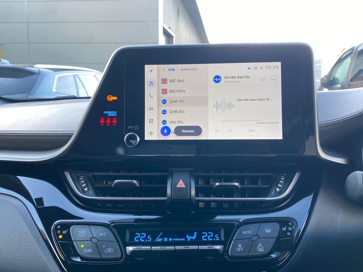 Used Toyota C-HR 2023 for sale - 77725056: Photo 11