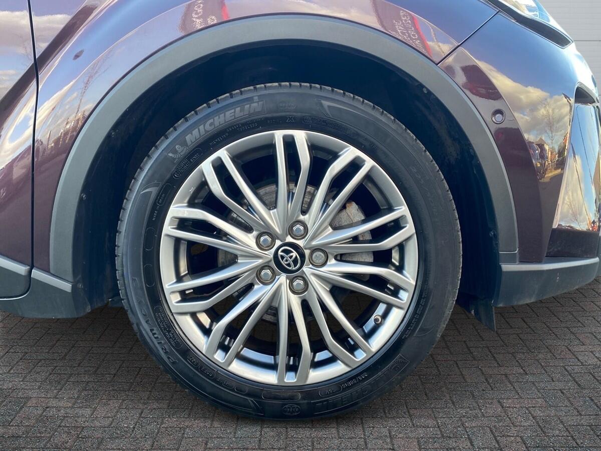 Used Toyota C-HR 2023 for sale - 77725056: Photo 6