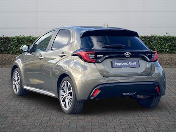 Used Toyota Yaris 2024 for sale - 78449618: Photo