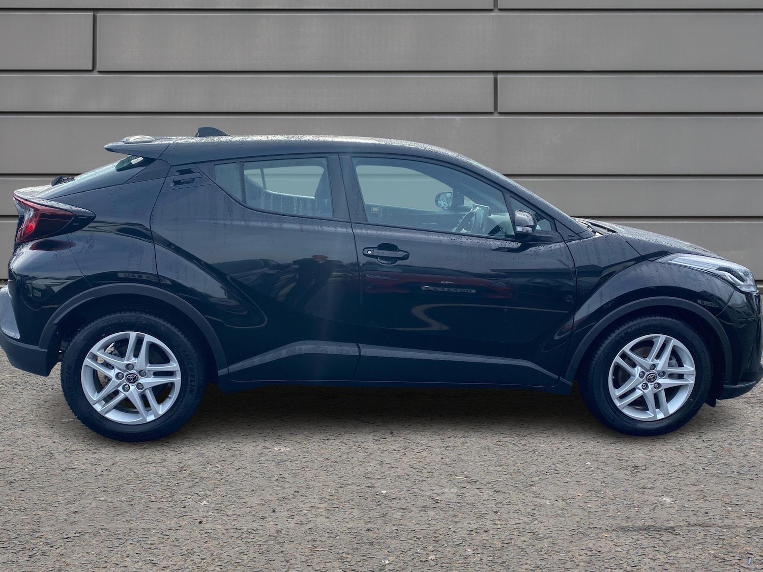 Used Toyota C-HR 2022 for sale - 76586519: Photo 16