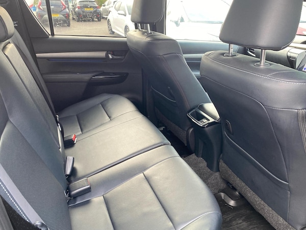 Used Toyota Hilux 2025 for sale - 76261163: Photo 13