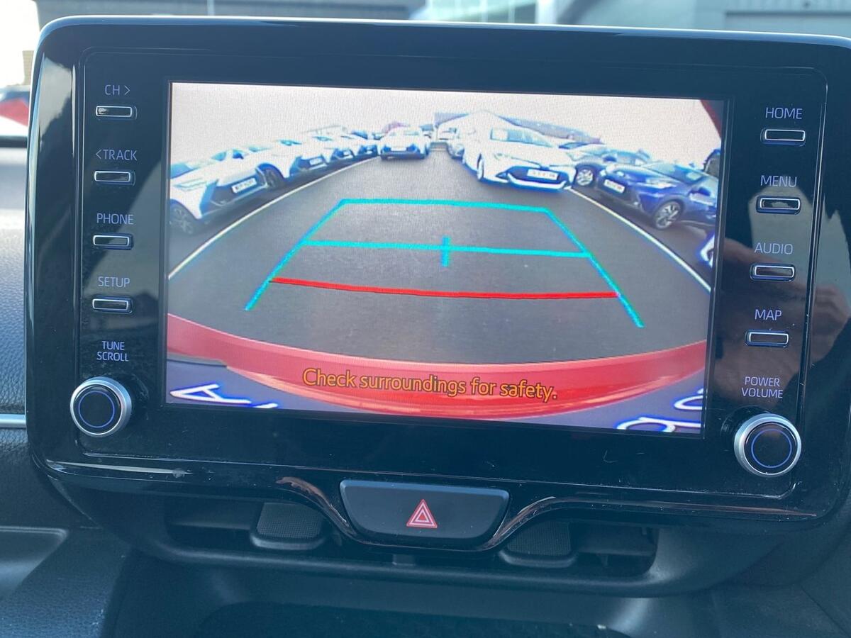 Used Toyota Yaris 2023 for sale - 77176654: Photo 11