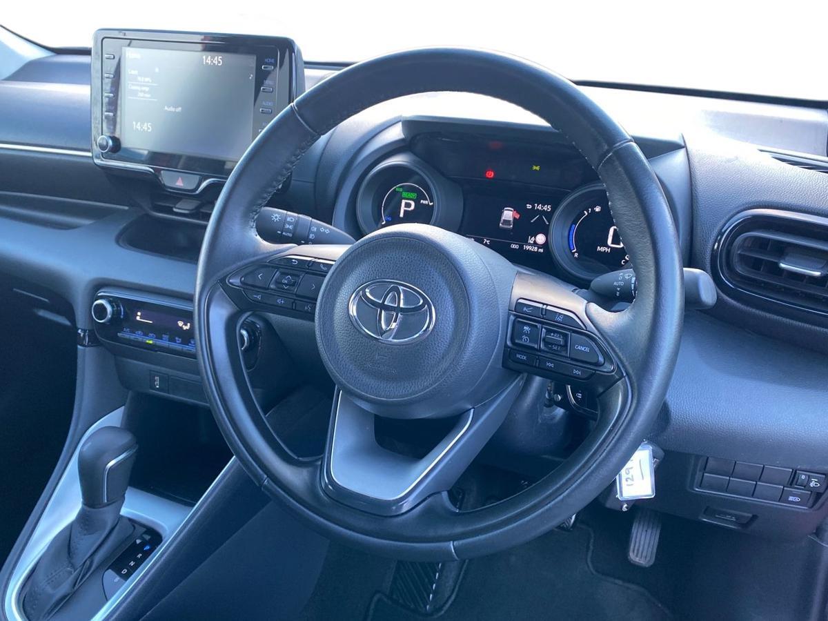 Used Toyota Yaris 2023 for sale - 77176654: Photo 12