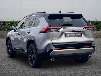 Used Toyota RAV4 2022 for sale - 77013545: Photo