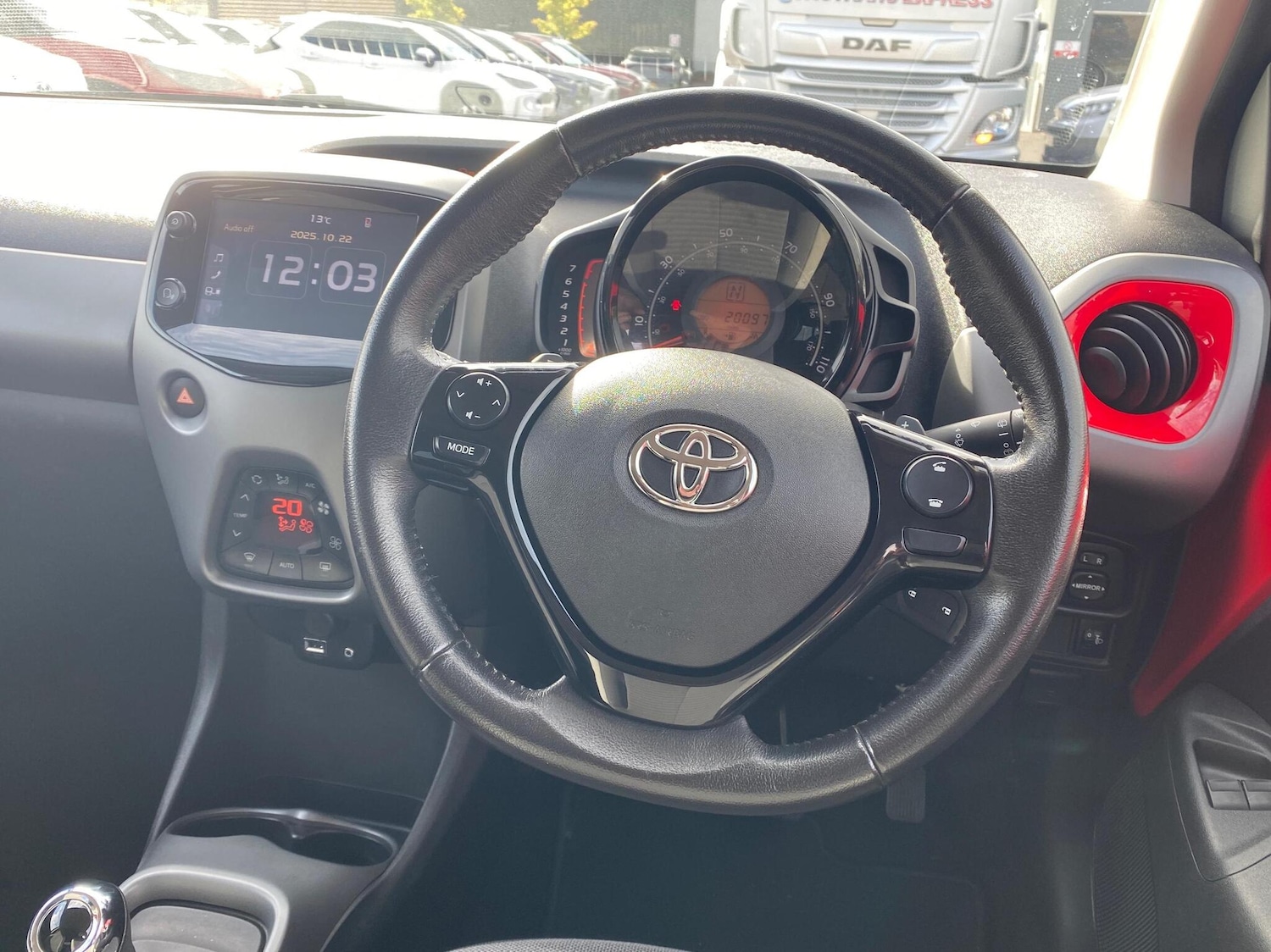 Used Toyota AYGO 2019 for sale - 76338456: Photo 6