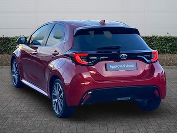 Used Toyota Yaris 2022 for sale - 76730792: Photo