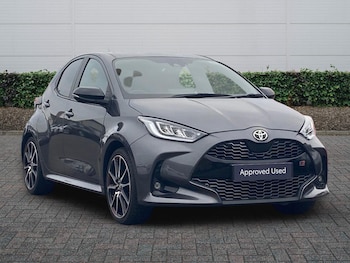 Used Toyota Yaris 2023 for sale - 77177177: Photo
