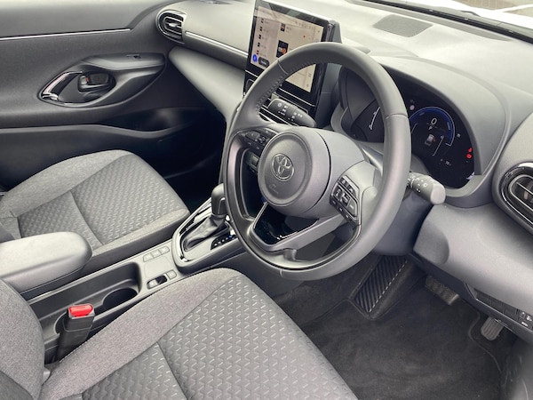Used Toyota Yaris 2025 for sale - 76261165: Photo 11