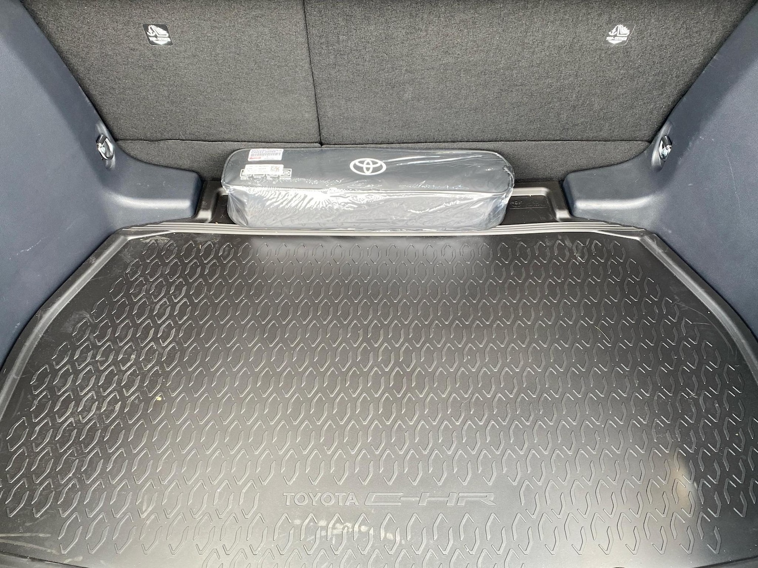 Used Toyota C-HR 2025 for sale - 76111142: Photo 14
