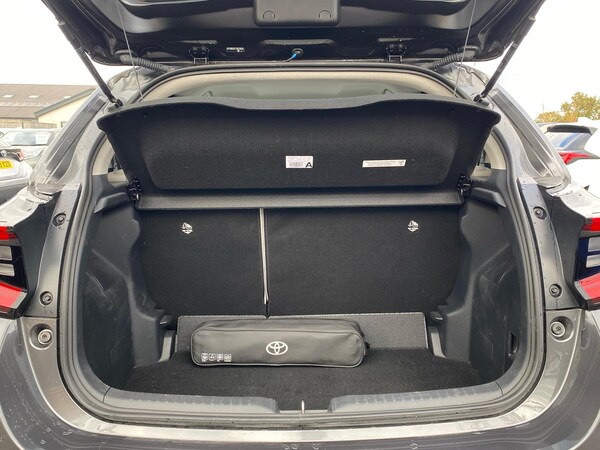 Used Toyota Yaris 2023 for sale - 76110997: Photo 14