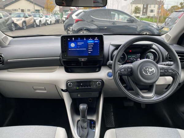 Used Toyota Yaris 2023 for sale - 76110997: Photo 5