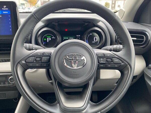 Used Toyota Yaris 2023 for sale - 76110997: Photo 8