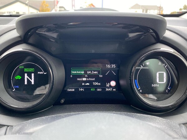 Used Toyota Yaris 2023 for sale - 76110997: Photo 9