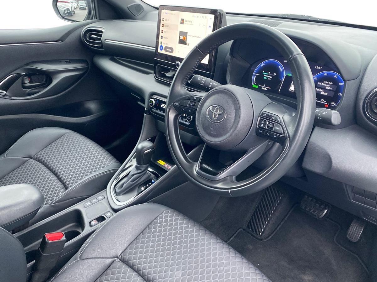 Used Toyota Yaris 2024 for sale - 77013385: Photo 12