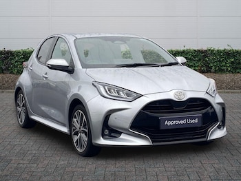 Used Toyota Yaris 2024 for sale - 77013385: Photo