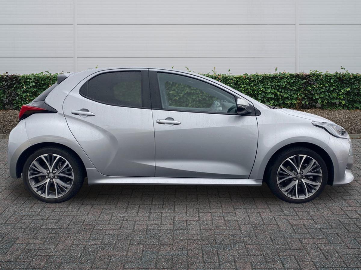 Used Toyota Yaris 2024 for sale - 77013385: Photo 5