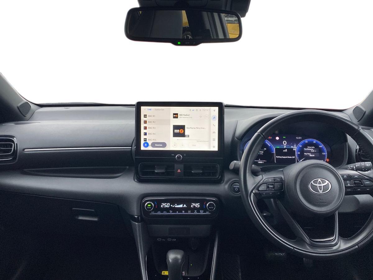 Used Toyota Yaris 2024 for sale - 77013385: Photo 8