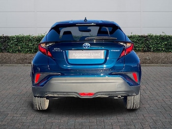 Used Toyota C-HR 2023 for sale - 76716679: Photo