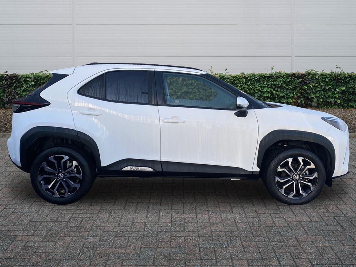 Used Toyota Yaris Cross 2025 for sale - 77013564: Photo 5