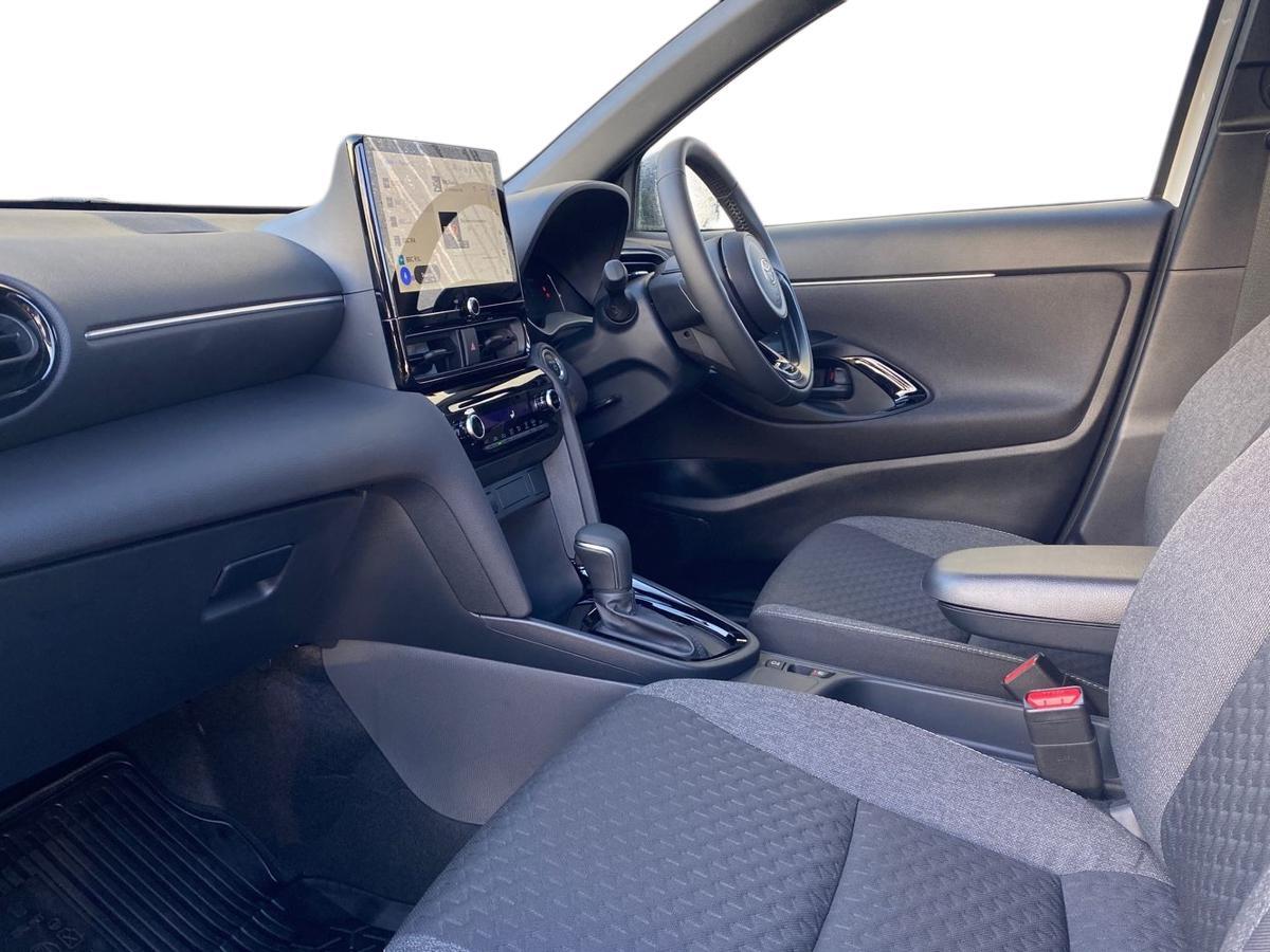 Used Toyota Yaris Cross 2025 for sale - 77013564: Photo 7