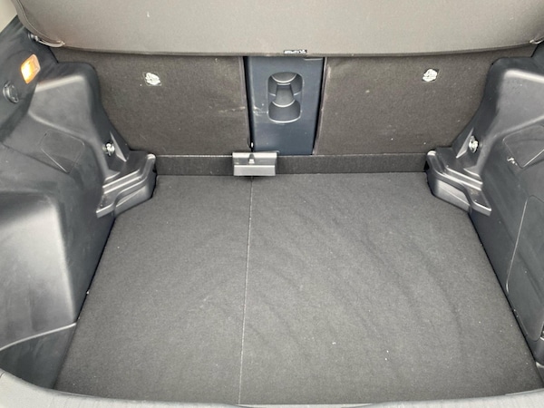 Used Toyota Yaris 2023 for sale - 76110486: Photo 14