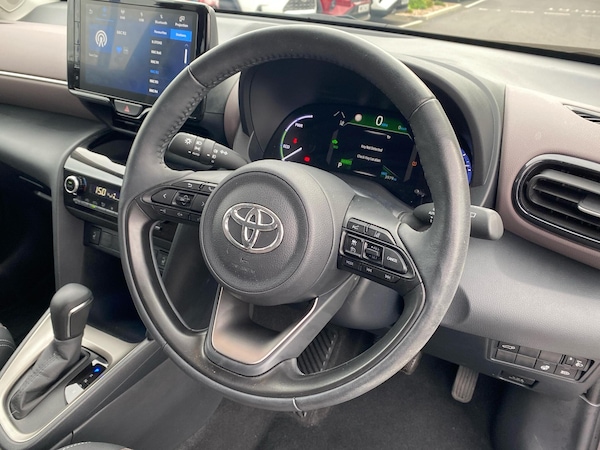 Used Toyota Yaris 2023 for sale - 76110486: Photo 8