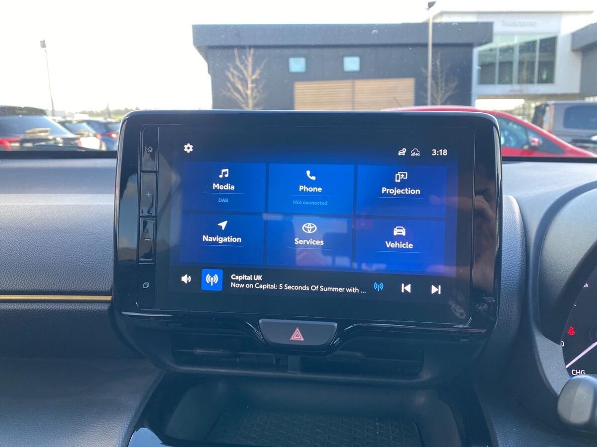 Used Toyota Yaris Cross 2021 for sale - 77725346: Photo 11