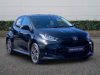 Used Toyota Yaris 2023 for sale - 78824024: Photo