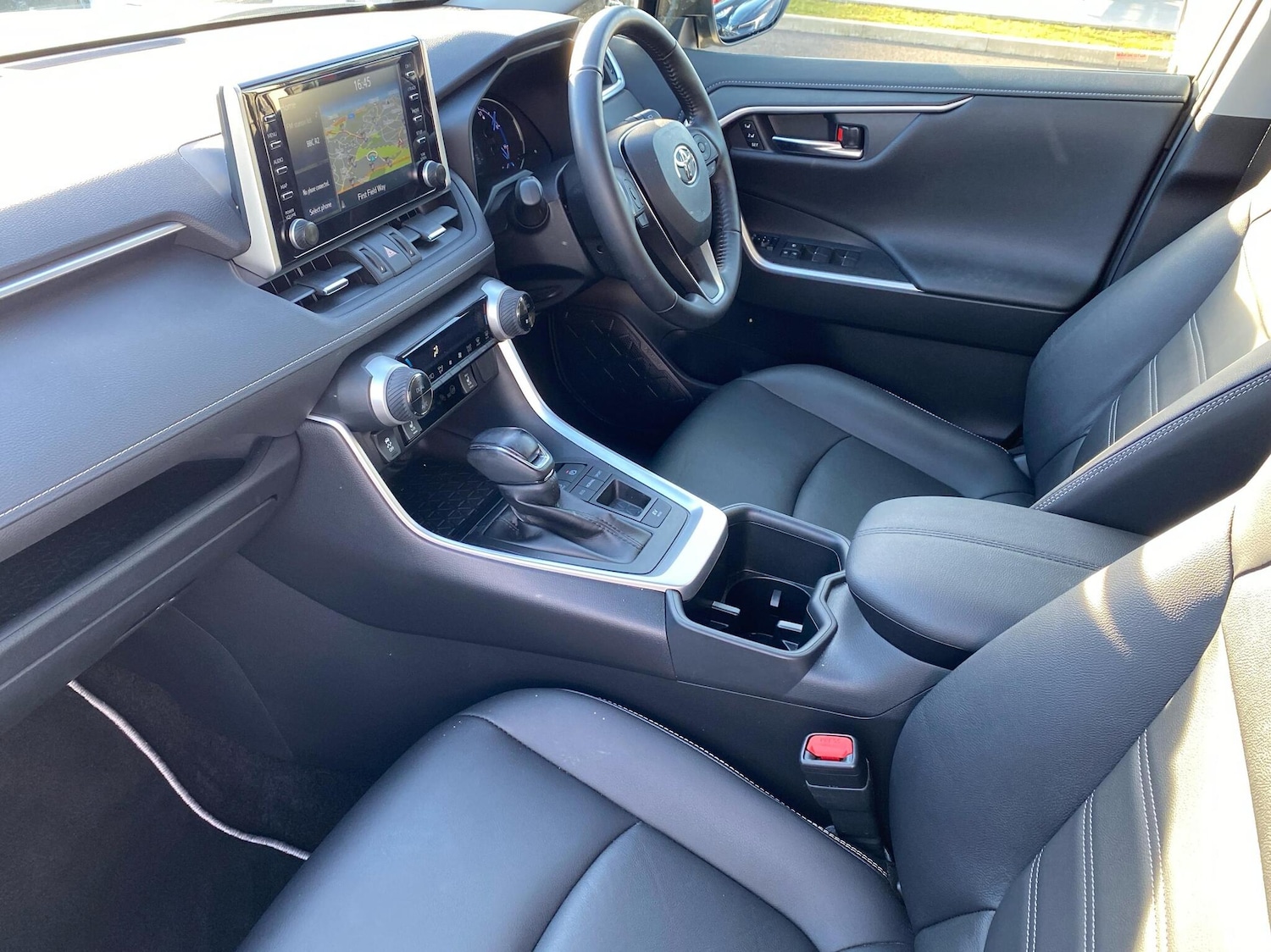 Used Toyota RAV4 2022 for sale - 76647377: Photo 10