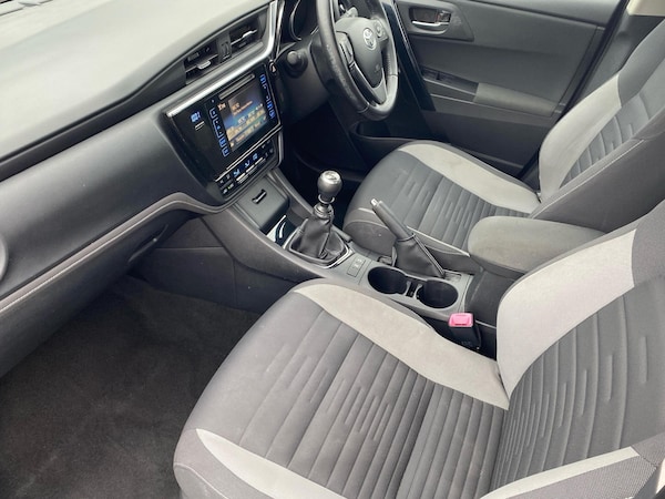 Used Toyota Auris 2015 for sale - 76261188: Photo 10