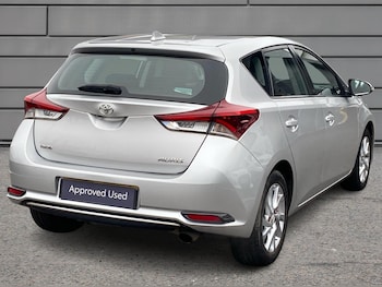Used Toyota Auris 2015 for sale - 76261188: Photo