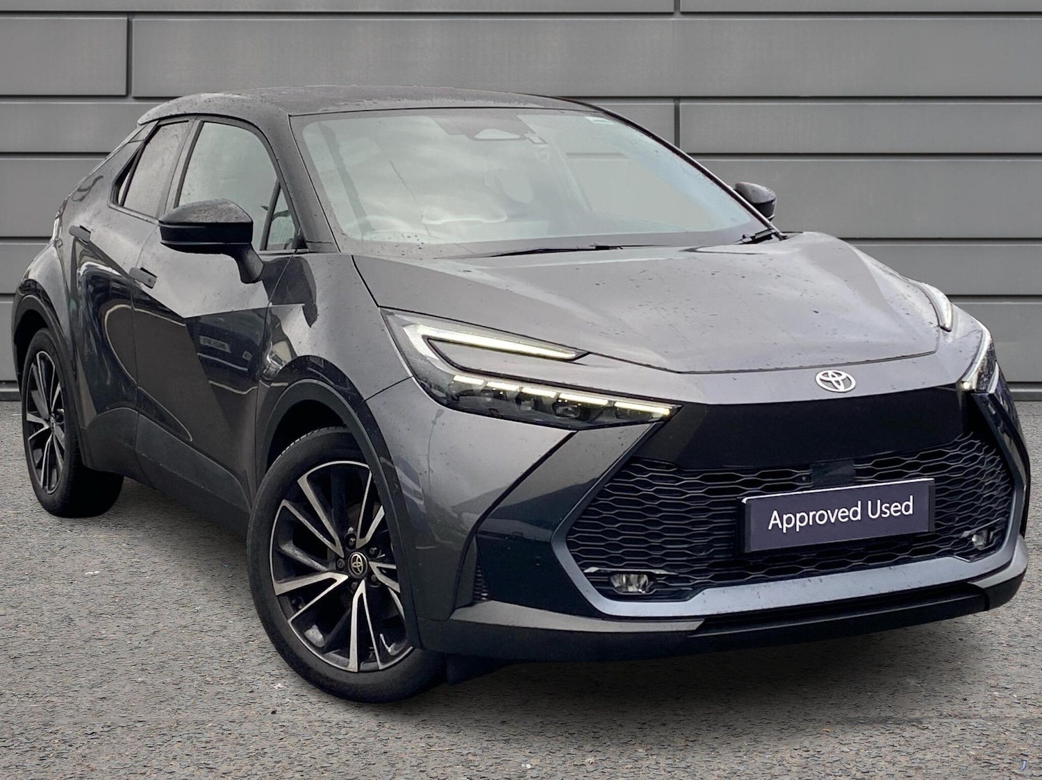 Used Toyota C-HR 2025 for sale - 76730642: Photo 1