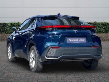 Used Toyota C-HR 2025 for sale - 79670990: Photo