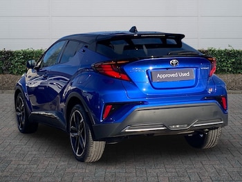 Used Toyota C-HR 2022 for sale - 77013410: Photo