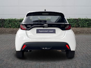 Used Toyota Yaris 2025 for sale - 79795514: Photo
