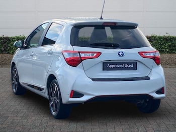 Used Toyota Yaris 2018 for sale - 77307109: Photo