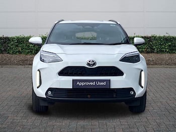 Used Toyota Yaris 2024 for sale - 79688860: Photo